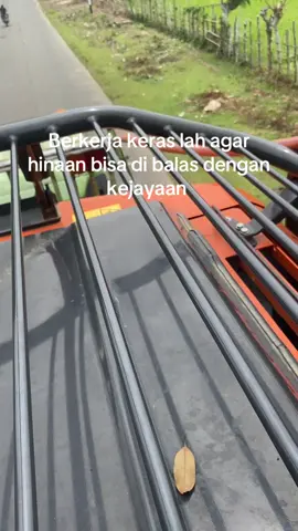 Tetap semangat 🦾 #fypシ゚ #hitachi #fyppppppppppppppppppppppp #bmb #hino 