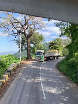 Replying to @မောင်ဖြိုး💥💞 ဒိုင်းဒိုင်းကမမြည်ဘူး😅😅💨💨#kths14 #nannan @💠ရဲထွေးအောင်💠 @Thu Yein🚛🚛 