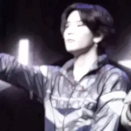 he’s getting more fine day by day #antonlee #riize #kpop #fame | cr.fancams from X