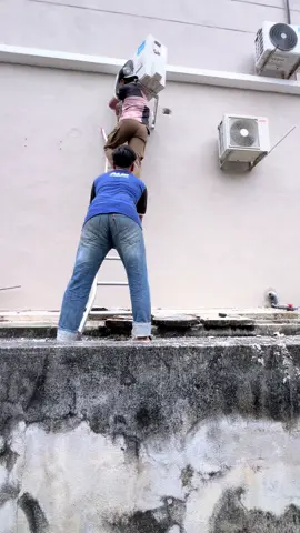 #CapCut jgn risau tiada kecederaan serius dan tiada sebarang kerosakan #fyp #servisaircondrumah 