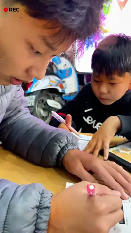 เวลาเรียนไม่เห็นตั้งใจเหมือนเลือกเมนูขนมเลย🤣🤣#เฮ้าส์สตอรี่ 