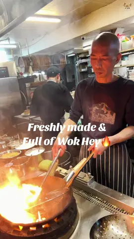 Freshly made and full of wok hey 🔥🍜 Cold weather calls for comforting Fried Rice and Fried Noodles — hot, smoky, and cooked to order. ❤️Stay warm, eat well, take care❤️ Aplus Oriental Restaurant 📞0752 5244 913 📍G/F-1/F, 52-56 George Street, Manchester M1 4HF Sunday-Thursday: 1130am-0200am Friday-Saturday: 1130am-0300am #ManchesterEats #FoodieManchester #ManchesterFood  #ThingsToDoInManchester #Manchester