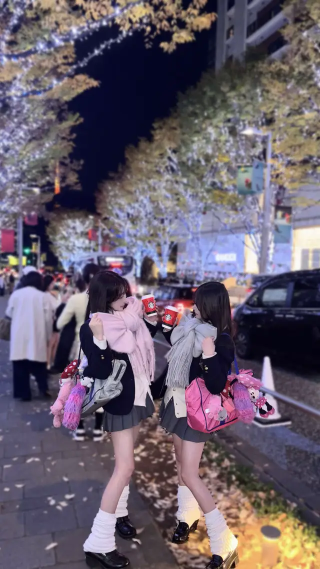 毎年12月行ってたけど今年は11月にけやき坂のイルミみてきた( ◜︎︎𖥦◝ )♡♡ #08 #イルミ #JK #jkブランド #中附jk 