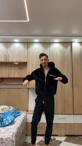 madrna wlo 😉 #شعب_الصيني_ماله_حل😂😂 #fyb #1millionaudition 