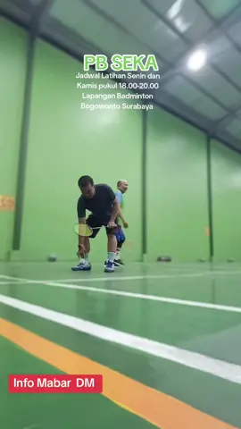 Kolaborasi angkatan 65 dengan gen Y 💪💪🏸🏸 Karna umur hanyalah angka. . . #badminton #surabaya #fyppppppppppppppppppppppp #badmintonplayer #badmintonindonesia 