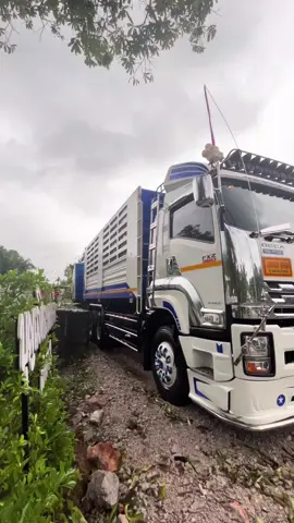 รอตักไม่รู้ติทำไีร😂💙#ฟีดดดシ #นักล่าค่าเที่ยว💸 #บุญเลิศลานปล์าม #สิชล_นครศรีธรรมราช 