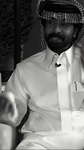 ‏انا اكثر انسان يعطي الي يحبه اهتمام  ‏رغم اني اكـثر من احتاجه ولا اعـينه  #شعر_بوح #fpyシ #explore #foruyou #اكسبلور 