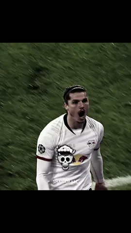 Top Bins ☠️ #football #fyp 