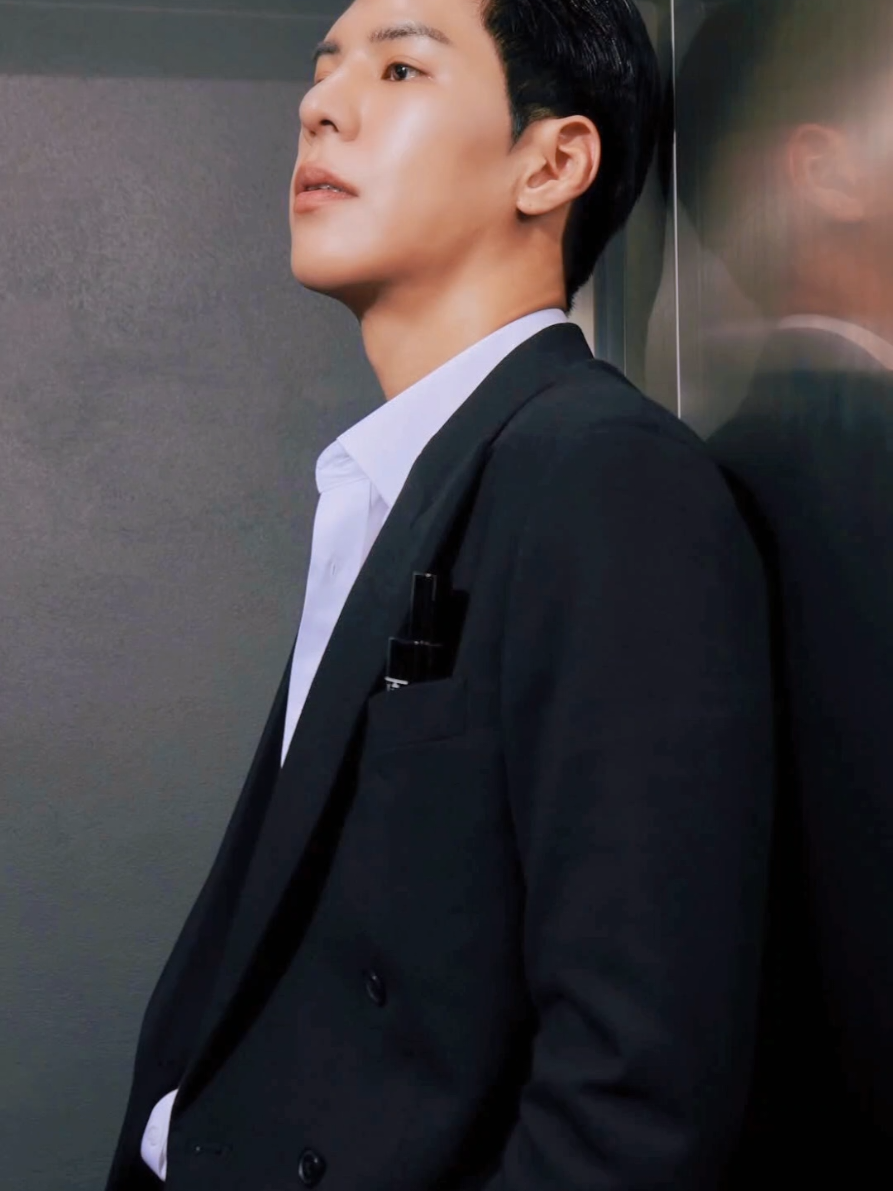 ได้แต่ ป้าดดดดด เมนใครก็เมนใครละน่ะ!!หล่อค๊อดดดดดด #cullenhateberry #คัลแลน 