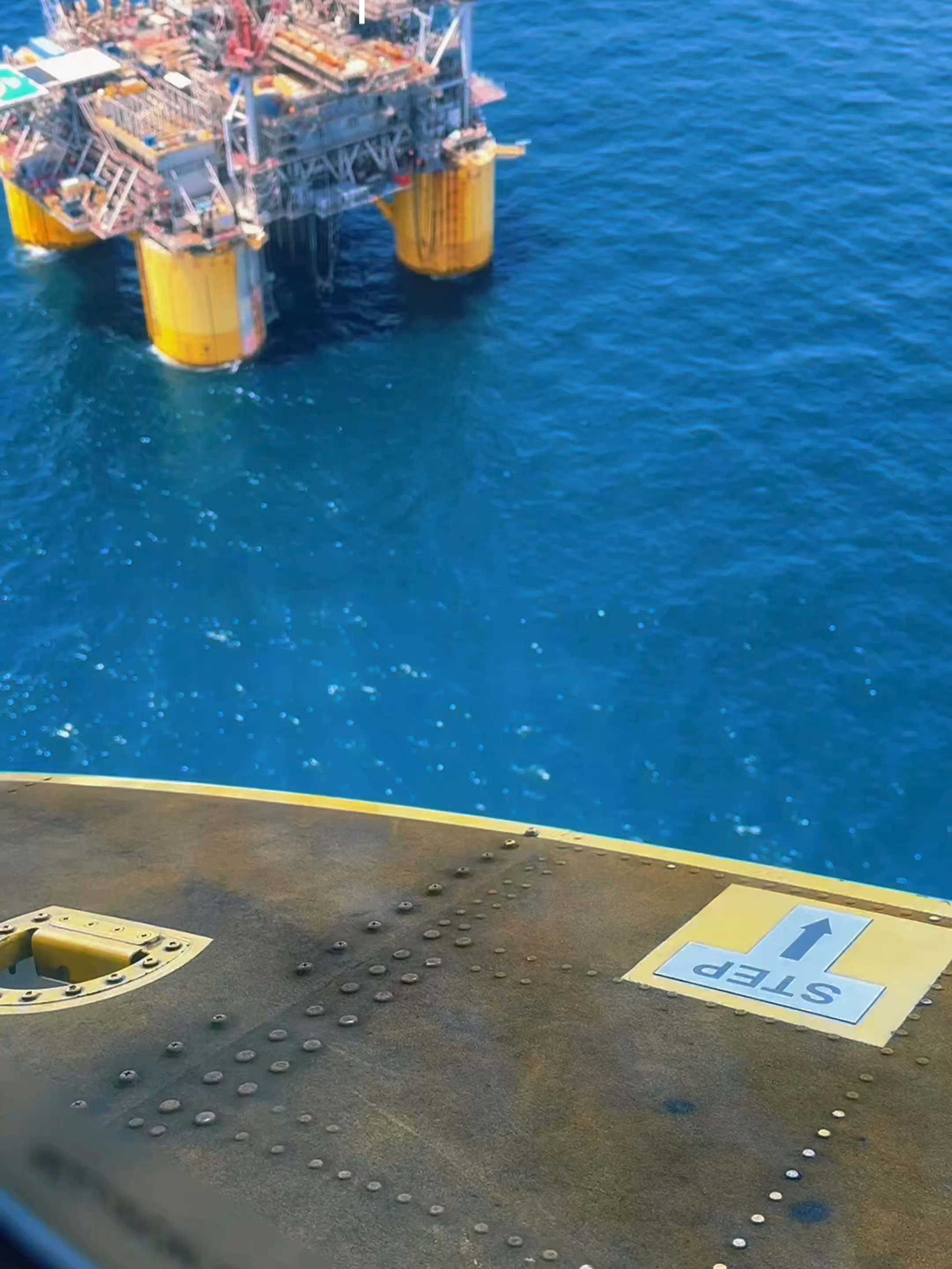 Melhor salário de um CONCURSADO com apenas o NÍVEL MÉDIO do BRASIL!!💰💸 Ser aprovado no concurso da PETROBRAS/TRANSPETRO é sinônimo de QUALIDADE de vida e ESTABILIDADE! E você 🫵tem a OPORTUNIDADE de ingressar nesse CONCURSO INCRÍVEL!!👷🏼‍♂️ ✅As inscrições estão ABERTAS e liberamos uma OFERTA exclusiva e ÚNICA então corre no LINK da BIO e garanta a sua vaga! #oportunidade #transpetro #petrobras #salário #concurso #estabilidade #folga #nívelmédio