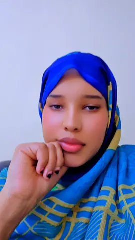 Account inu iga xirmo bu udhow yahay fadlan share badan isameya. #foryoupage #fypシ゚viral🖤tiktok #drs_cureeji #warsan_hospital 