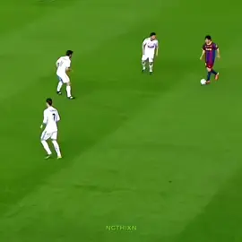 Ronaldo Best Dribbling Vs Barcelona 🐐🔥 #football #Soccer #ngthixnftbl 
