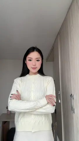 #chloenci #outfit #deliz #cardigan 