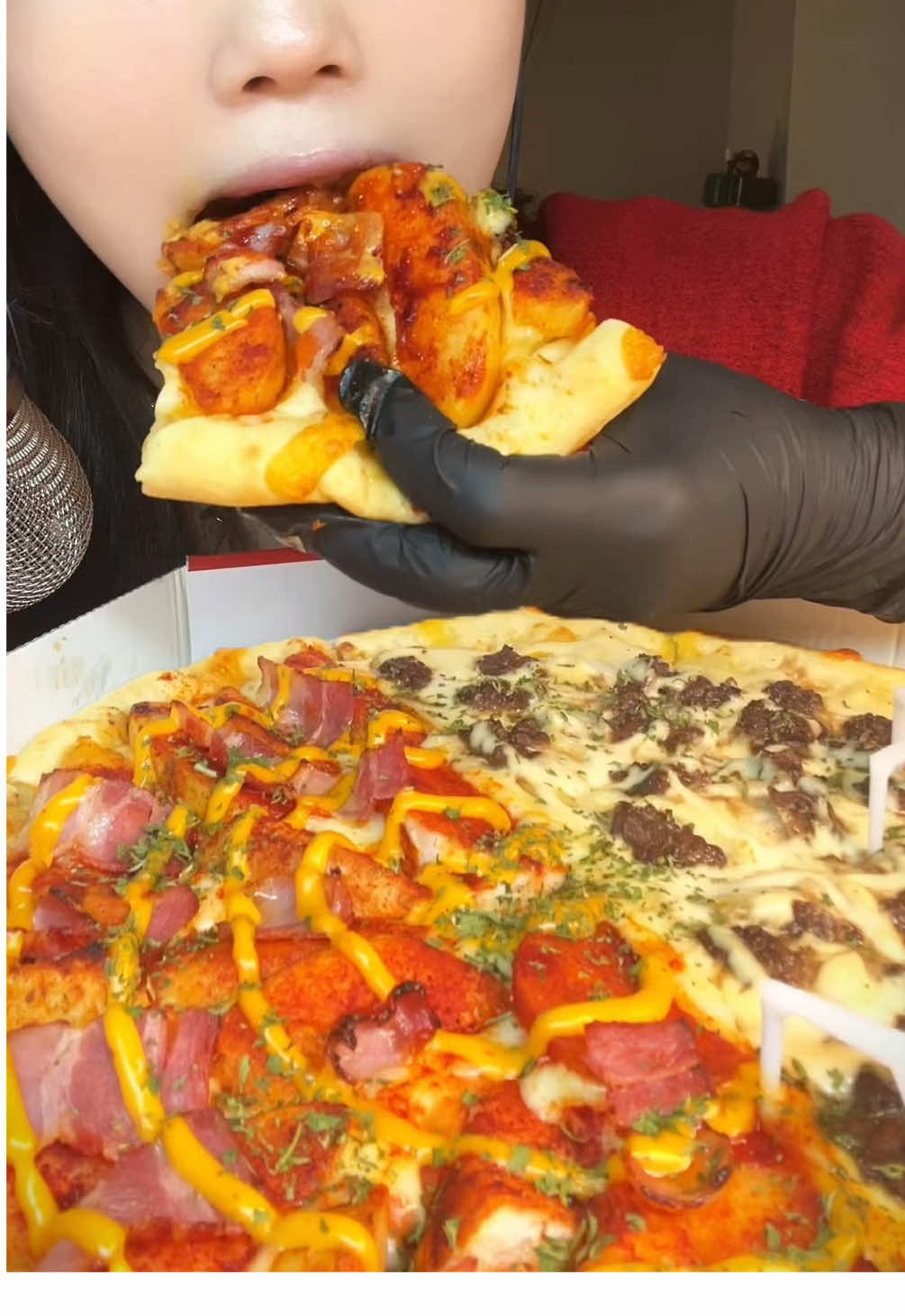 핫한 프레드 피자 묵빵 #신메뉴 #토핑맛집 #mukbang #pizza  🍕레드핫포테마요&크림불고기 반반피자