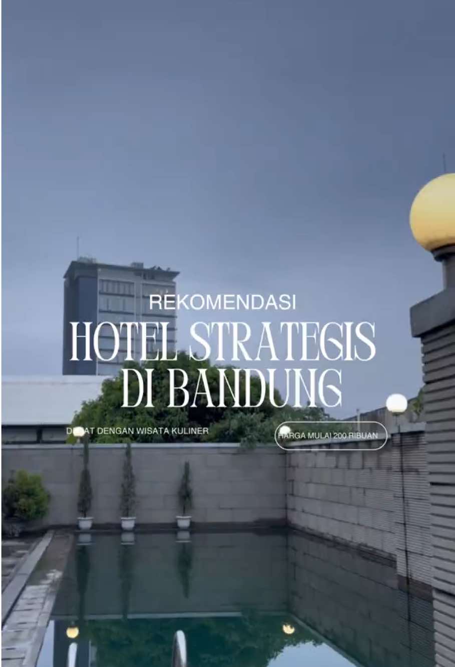 Rekomendasi hotel terjangkau dan strategis di Bandung Dekat dengan destinasi menarik Booking nya bisa di Aplikasi RedDoorz mending booking- dan gunakan kode Promo YUKNGINEP di RedDoorz untuk dapetin diskon menarik #BukaSemuaPintu #RedDoorz #REDTRAVELERS  #URBANVIEWbyRedDoorz