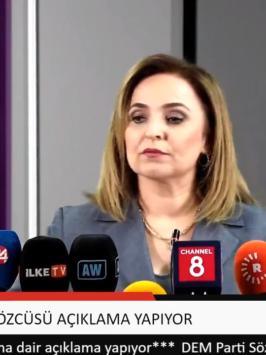 DEM Parti'nin İmralı'ya gidecek üyesi belli oldu, diğer partilere de çağrı yapıldı Meclis’te toplanacak ve Abdullah Öcalan’ın ziyaret etmeyi kararlaştıracak olan komisyona ve siyasi partilerin tutumuna dikkat çeken DEM Parti Sözcüsü Ayşegül Doğan, “Doğru ve gerekli olan Sayın Öcalan ile görüşmek ve buna dair hiçbir kaygıya, endişeye ya da komplekse kapılmamaktır