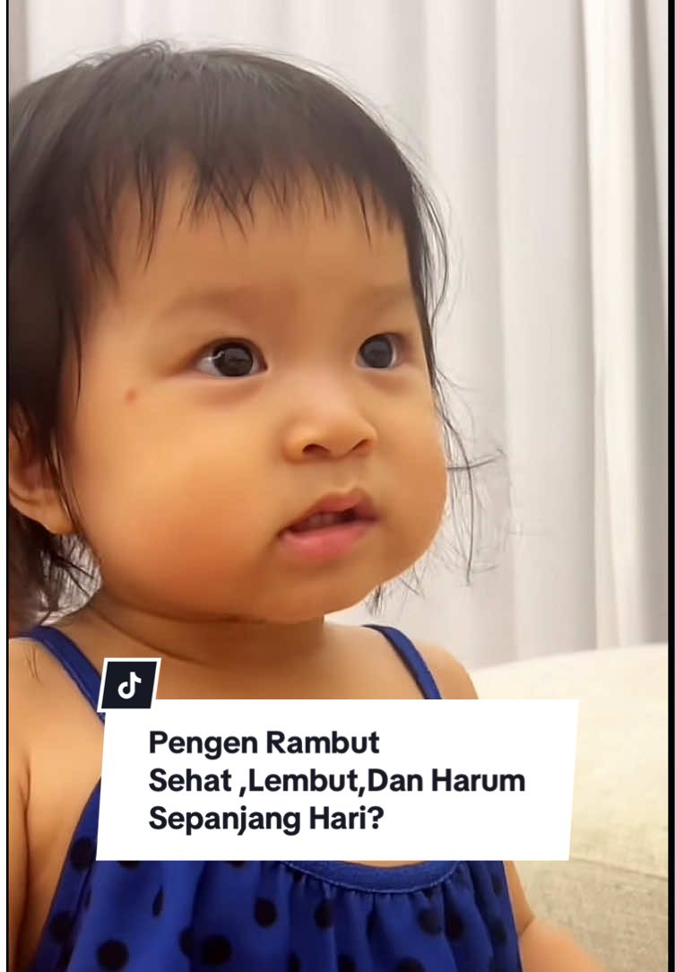 Rambut si kecil wangi dan lembut, kayak pelukannya Mom Angel! 💕✨ #HairLotionMagic #momangelhairlotion #momangelofficial  #momangelskincare  #momangelcare  #hairlotionmomangel 