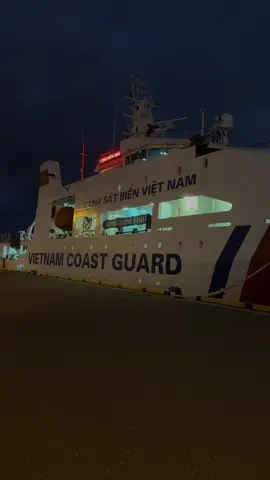 Lần đầu tiên thấy tàu cảnh sát biển Việt Nam🇻🇳 mà lại còn ở trên đất Nhật 😜😜