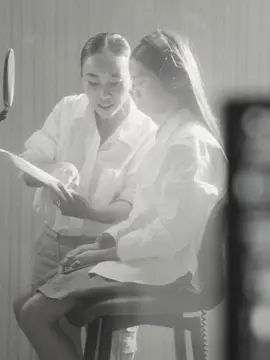 MV NGƯỜI THẦY Sáng Tác: Nguyễn Nhất Huy Một món quà của Đoan Trang và Bé Sol dành tặng cho tất cả quý Thầy Cô Giáo kính yêu nhân ngày 20/11 năm nay!♥️ Mời quý vị cùng xem! #doantrangvabesol #MV #NgườiThầy #ngaynhagiaovietnam 