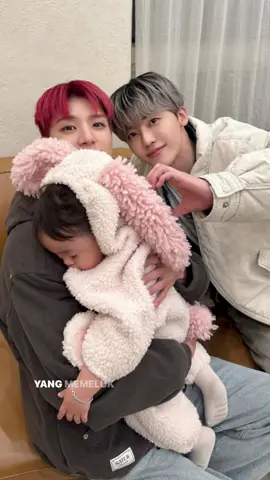 lucu bangett, bahagia nya sampe sini🥺🥺 #jaemjen #minno 