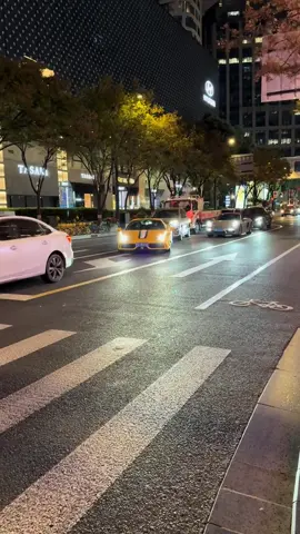 Cuộc sống về đêm ở Thượng Hải #xintiandi 