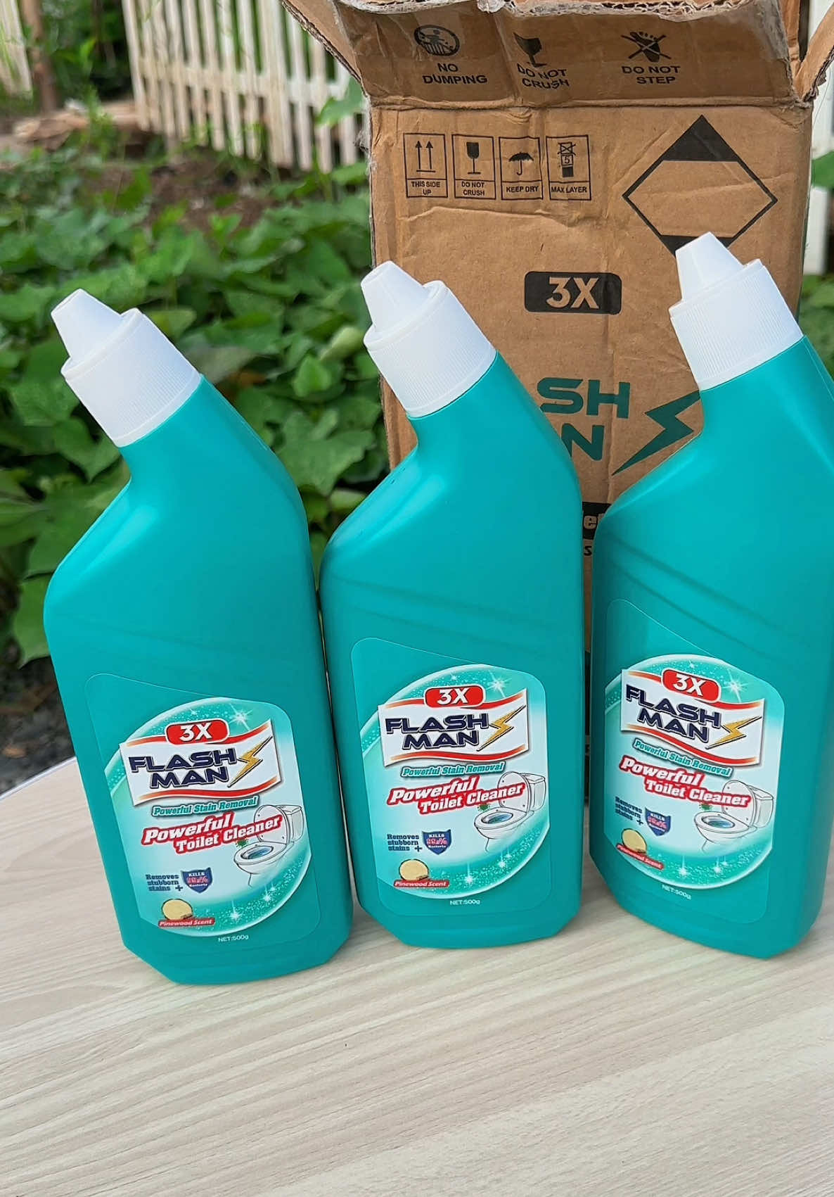 Nước tẩy bồn cầu Flashman #trintrinriviu97 #nuoctayboncau #nuoctayboncauflashman #flashman #xuhuong 