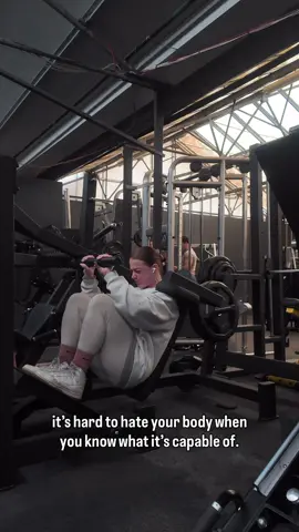 Hard to hate a strong and capable body🧡  #strong #powerful #fu #GymTok #gymmotivation  