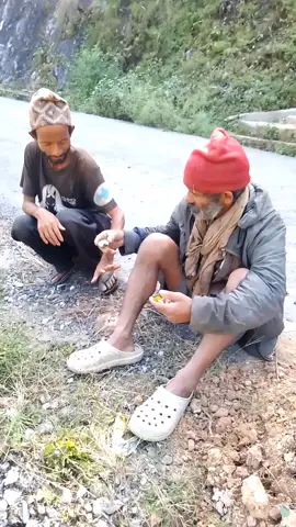 साथी भनेको यस्तो हुन पर्छ अन्तिम सम्म हेर्नुहोला😍