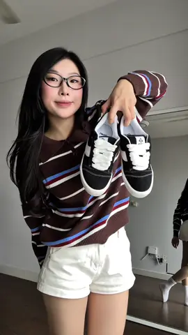 Có giày mang tết ùi #tuoihiriviu #giaysneaker #giayjuno 