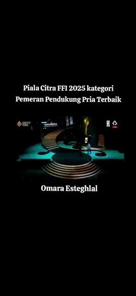 Banggaaa banget, ga bisa di ungkapkan dengan kata-kata, congratulations @Omara Esteghlal You truly deserve it ❤️🔥🥺 #omaraesteghlal #prillylatuconsina #festivalfilmindonesia #menang #foryou 