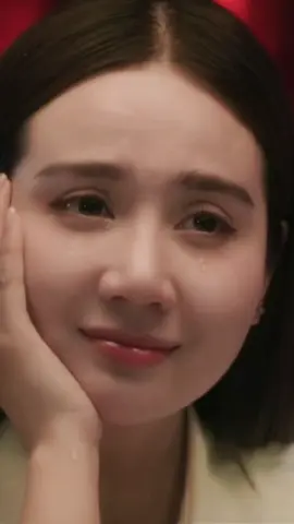 Em sống có tốt không? Sao em cứ khóc mãi thế?  #huyenlizzie #cachem1milimet #phimviet #vtv #vfc