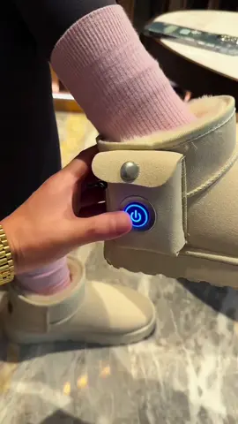 Cold feet? Never again! ❄️🔥 Rechargeable heated boots with 3 heat settings. Perfect for snow days & outdoor adventures. #heatedboots #winterwarmth #snowboots #tiktokmademebuyit#fyp