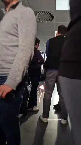 La belle Roxane ( Raphaële Volkoff ) sur la story de Sara ( Camille Genau ) 🥰 entre 2 prises #tournage #story #dna #serie #sete 