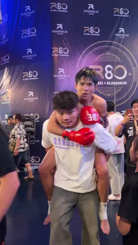 เอ็นดูพี่ชินสุด😭#เพชรเตชิน #บางแสนไฟท์คลับ🥊 @PHETTECHIN 