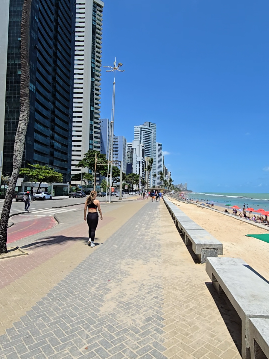 Calçadão de boa viagem Recife no feriado consciência Negra
