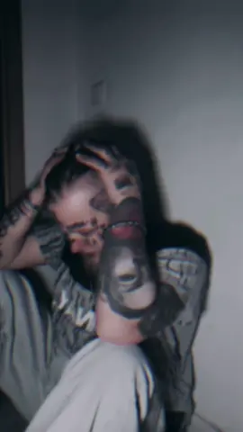 Und morgen ist Freitag Dan Wochenende wünsche euch allen einen schönen Abend #ivar_ink #facetattoo #viraal #nickelback #inklove 