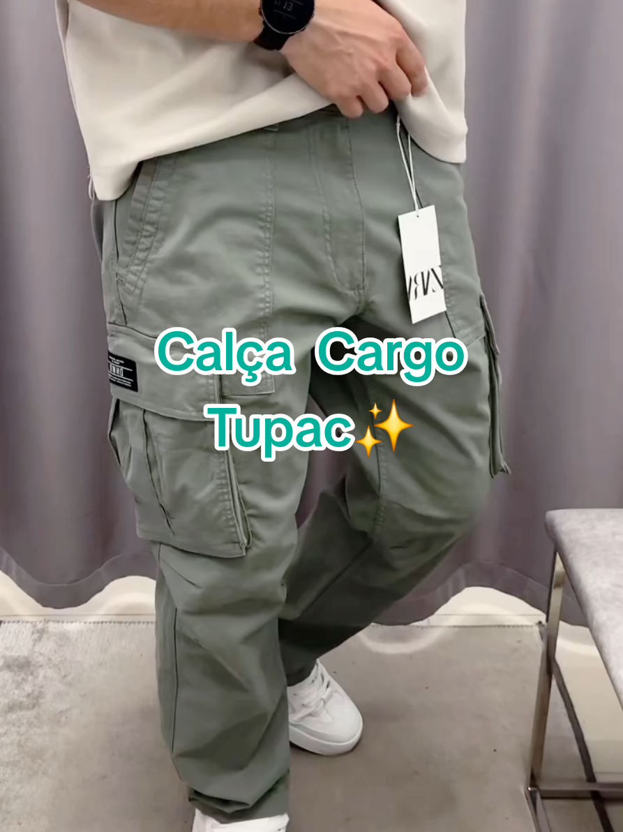 🔥 A calça cargo que vai mudar o seu estilo. Inspirada na atitude de Tupac, feita em sarja premium, modelagem larga e vibe streetwear autêntica. Confortável, resistente e com aquele visual que chama atenção em qualquer rolê. Se você curte estilo, personalidade e presença… essa é a sua calça. Garanta a sua e chega pesado no outfit! 🚀🖤 O link esta na Bio✨️ #cargo  #tupacstyle  #modamasculina  #trendtiktok 