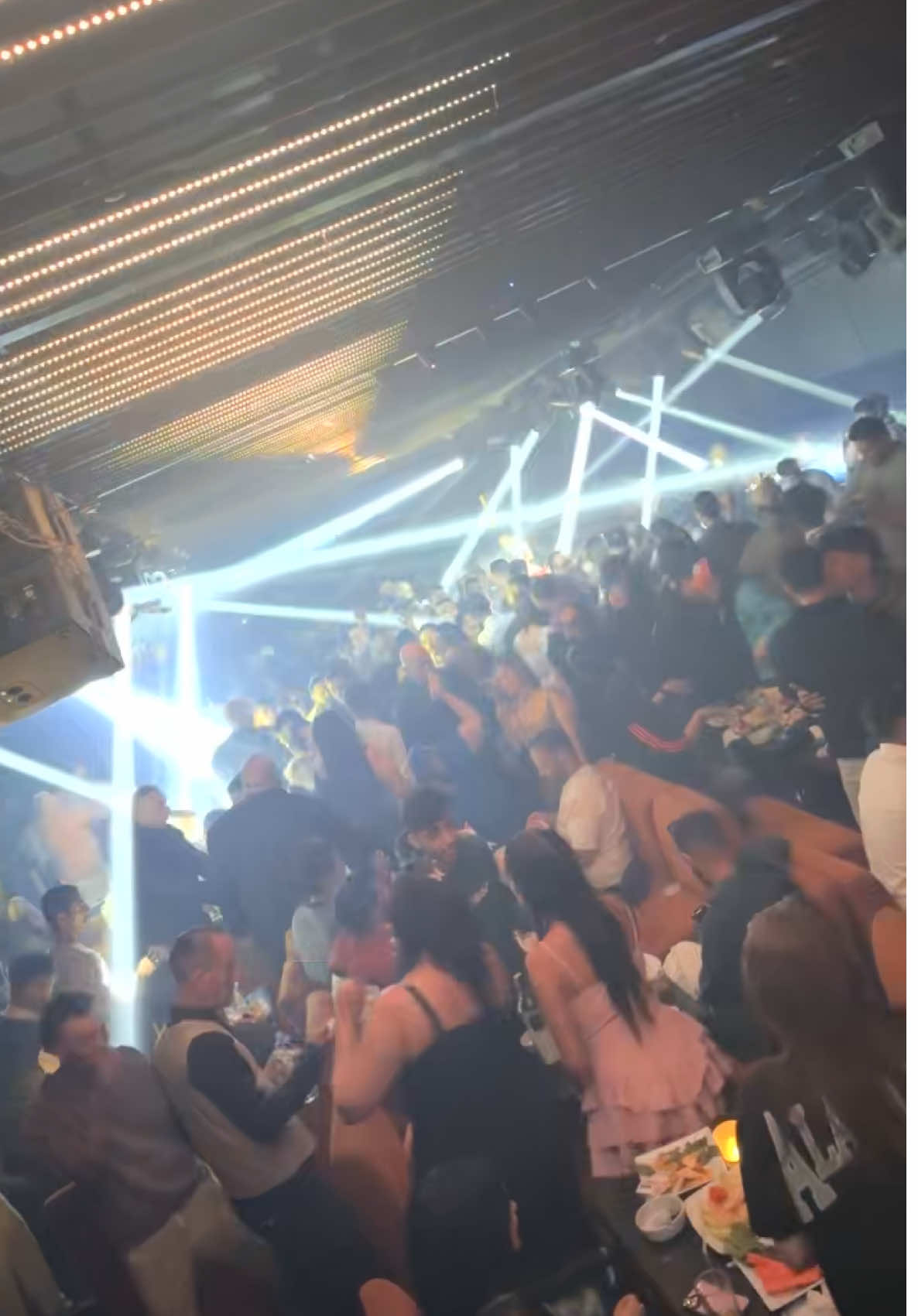 اقوي السهرات الخليجي في مصر بافضل الاسعار و أطلق الطاولات  للتفاصيل و الحجوزات خاص 00201024092569