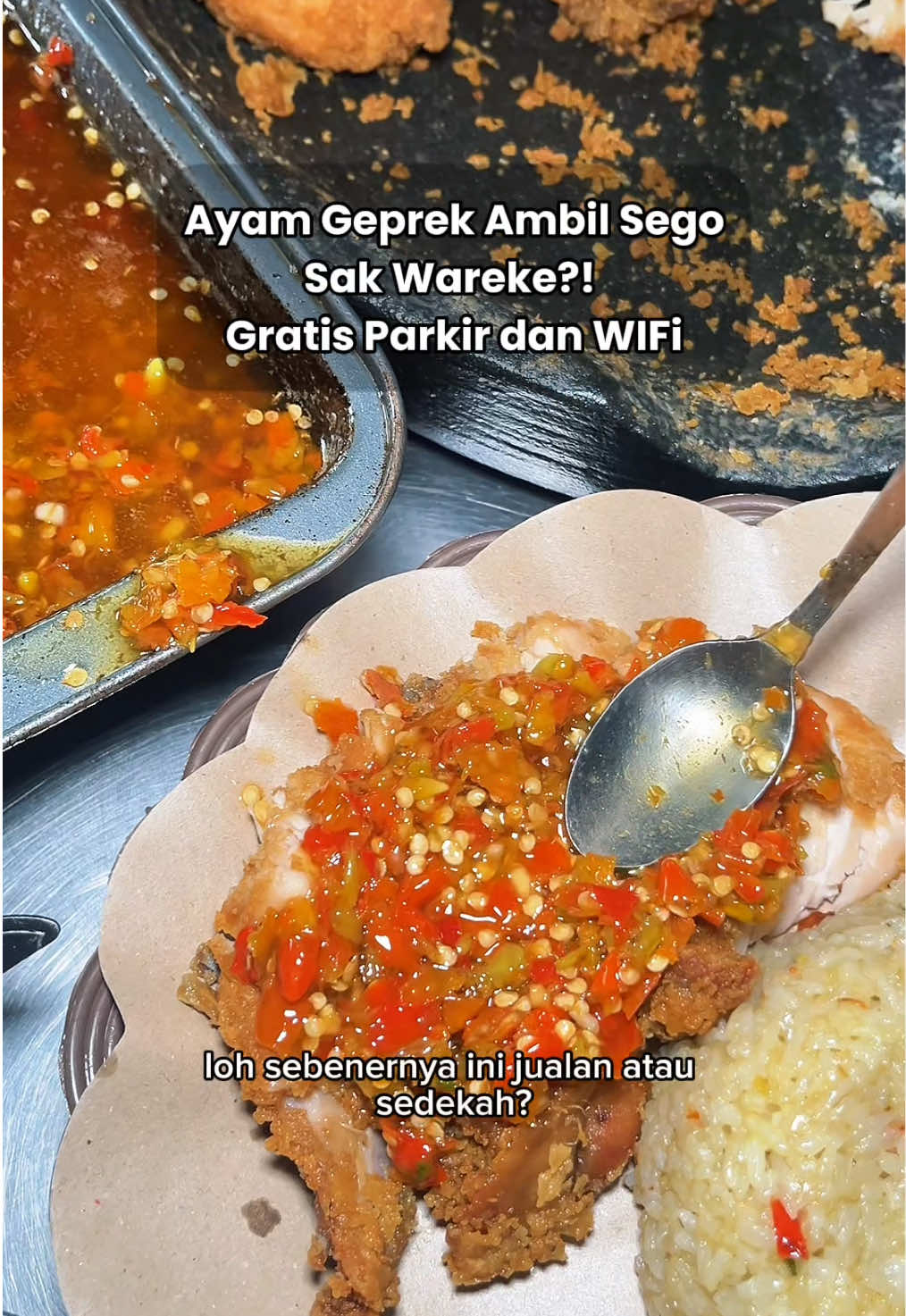 wihh rekomendasi makanan enaaak di jombang??! 📌: GeprekBangsus, jalan jaksa agung supratman, dekat kebonrojo, jombang #jombangkuliner #kulinerjombang #ayamgeprek 