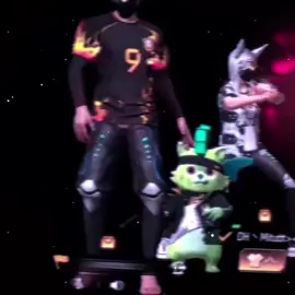 lai gặp ban than khac gioi của nyc😂 #vdstar#ie in☃️#fyp#xhuongtiktok #fylgemfrefree 