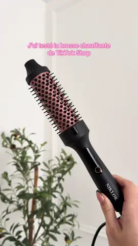 Pour coiffer sa frange c’est le top !! #hair 