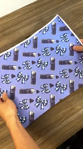 RedBulls Give You Wrapping Paper 😜 #redbull #redbullgivesyouwings #wrappinggifts #wrapping #redbullchallenge 