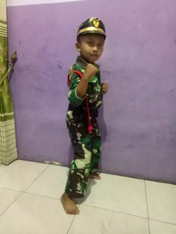 Selamat Hari Anak sedunia pak tentara ❤ trima kasih udah jadi anak yang sehat, pinter, mandiri dan gak pernah nyusahin orang tua❤❤👏👏 sukses dunia dan akhirat ya nakk 😘😘