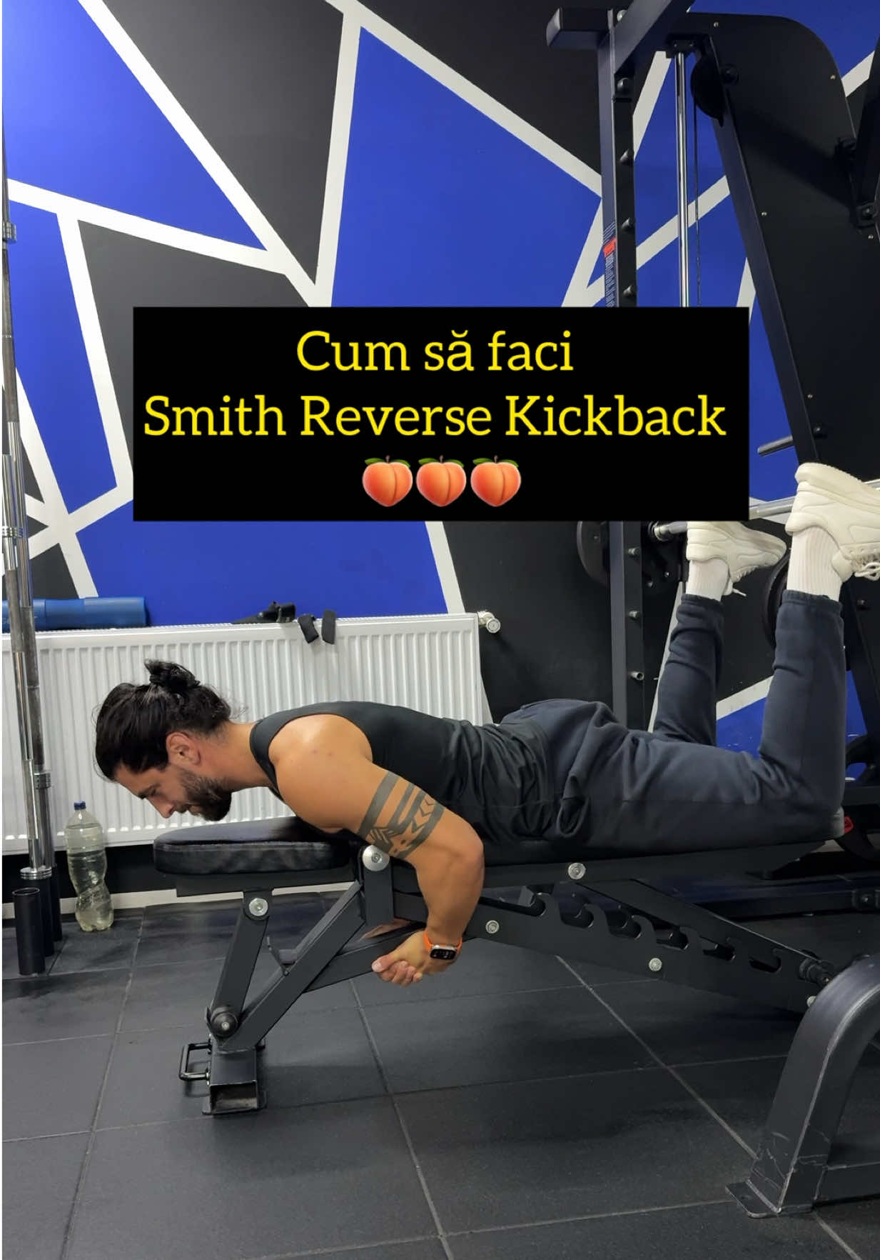 Salveaza şi încearcă🤝🍑🫡 . Hai si pe insta: bobocbogdan  . #glutes #glutesworkout #personaltrainer 