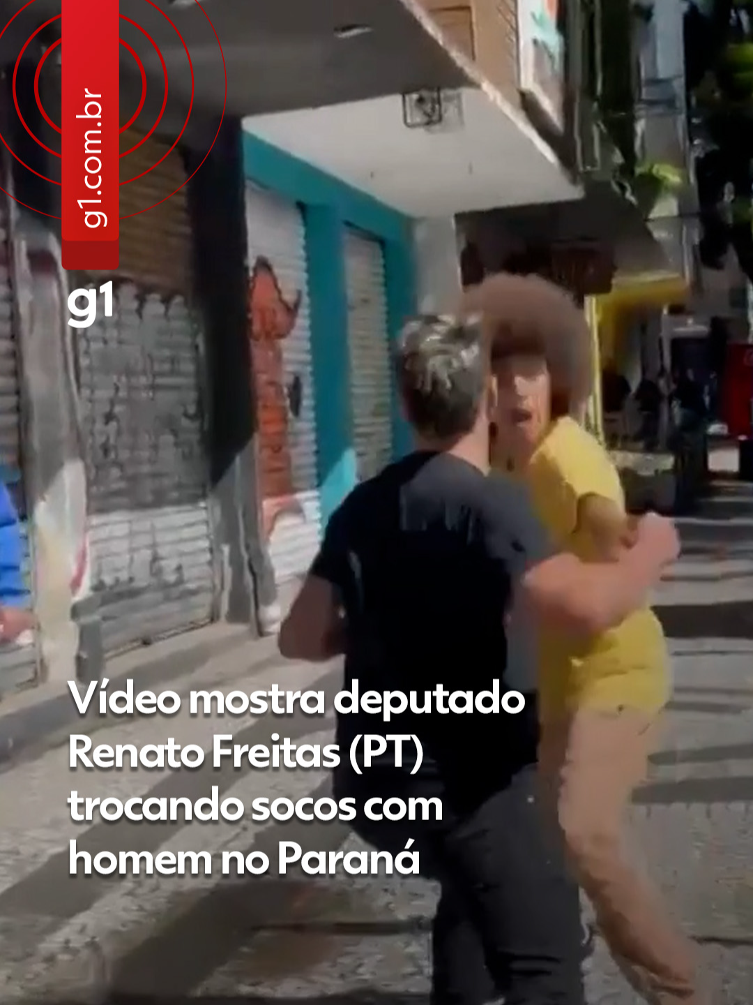 #Paraná - O deputado estadual do Paraná Renato Freitas (PT), filmado trocando socos com um homem em Curitiba, disse que se defendeu das agressões. 