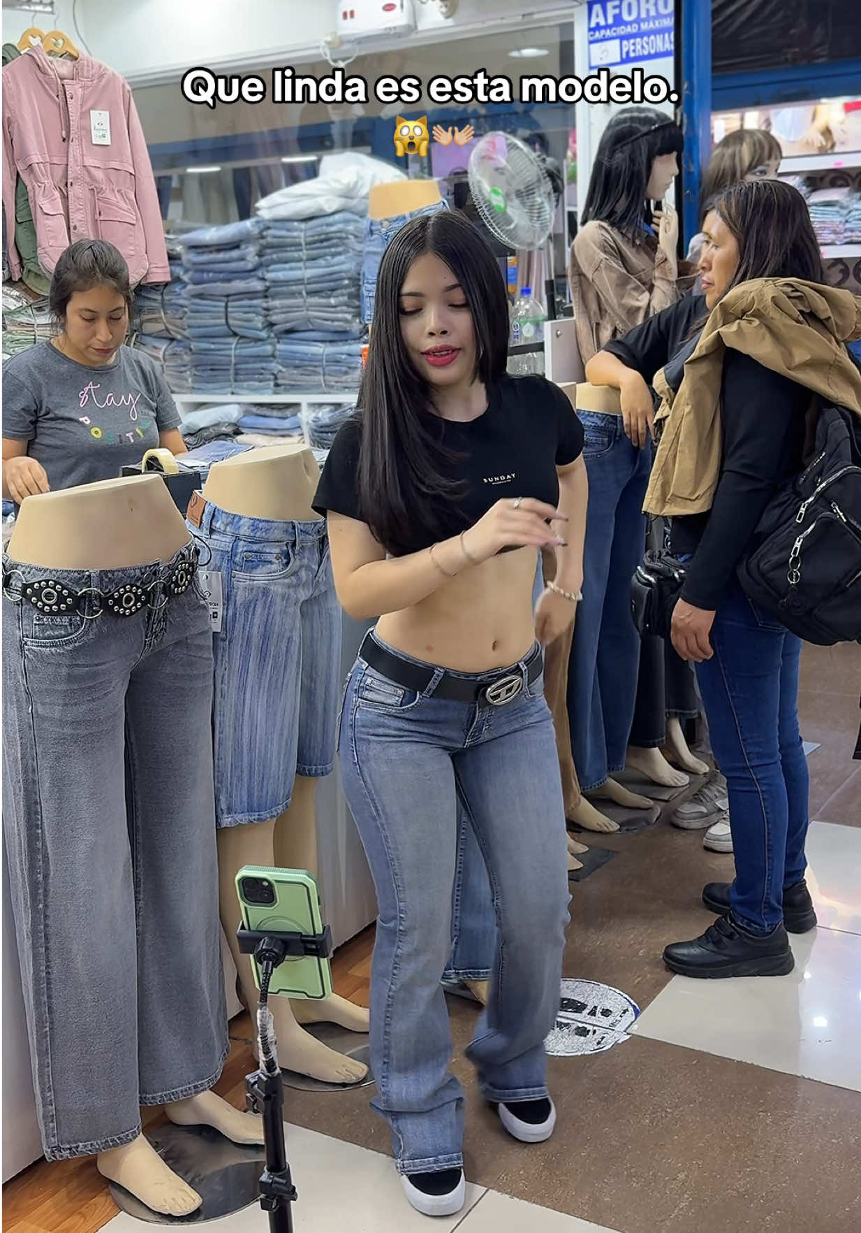 ¿La volvemos a traer?😼🙌🏼🔥Instagram: Perception_jeans 🛒✨ #fyp #gamarra #xyzbca #flashito #viral  