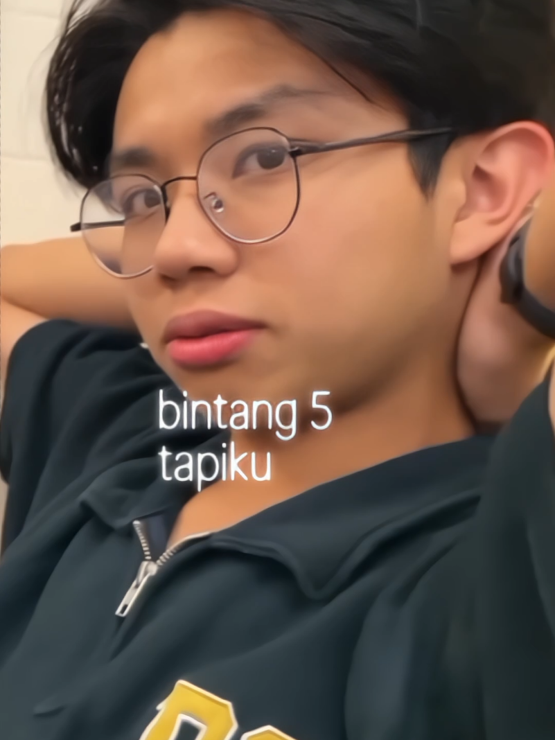 Berandalan=berkacamata dan dapat diandalkan🤭🤭 @kevin_lius_bong  #kevinliusbong #foryoupage #akutautipemuygberandalan  #imkevin  #pacarnyaklb 