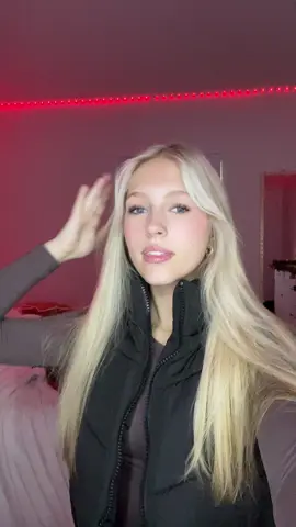 Me 🙋‍♀️ #fyp #trending #foryoupage #tiktok #blonde 