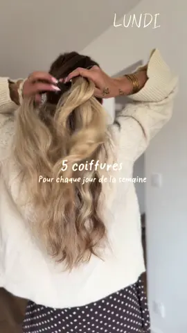 Vous préférez la quel? Il y’en a plusieurs qui seraient parfaites pour les fêtes! D’ailleurs j’ai toujours pas pu décorer, j’ai hâte de recevoir mes commandes ♥️ Go sur iggg pour tout suivre! ✨