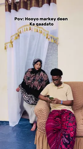 Sidaan weligaa makugu dhacday🤣@Zeinab Arsi #Eedo_Arxanlaay #mr_uncle #somalitiktok #funnyvideos 
